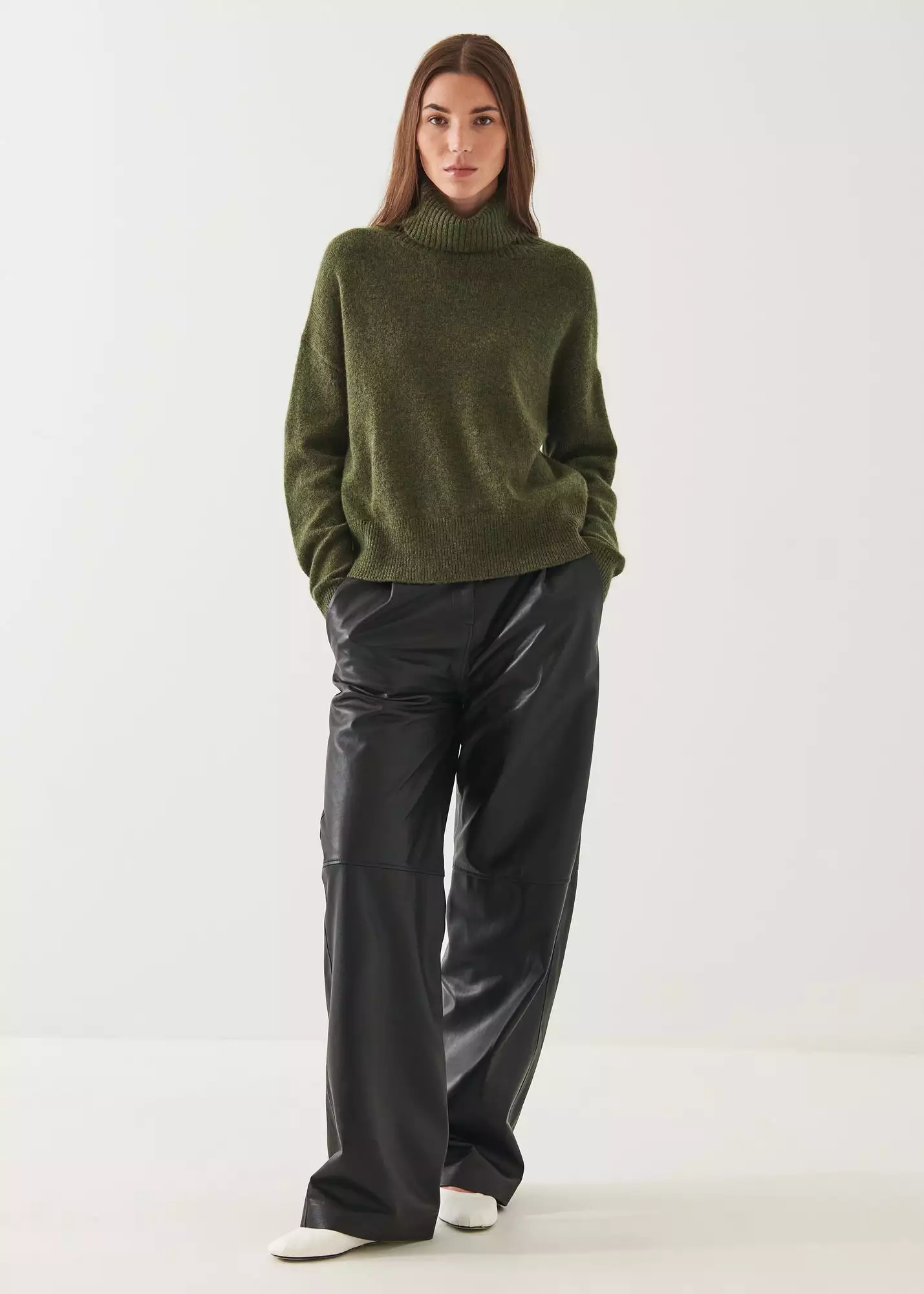 CASHMERE BLEND TURTLENECK