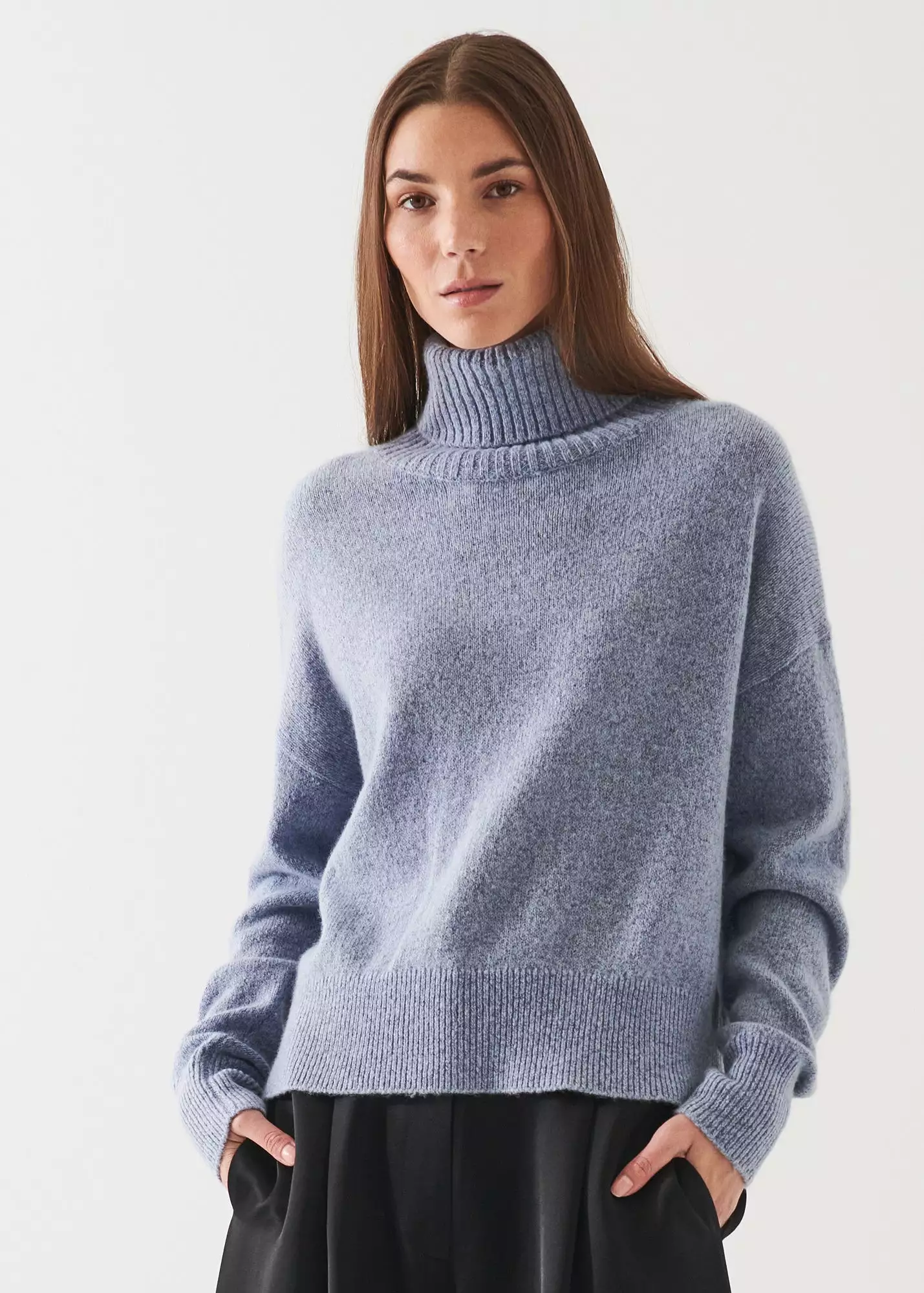 CASHMERE BLEND TURTLENECK