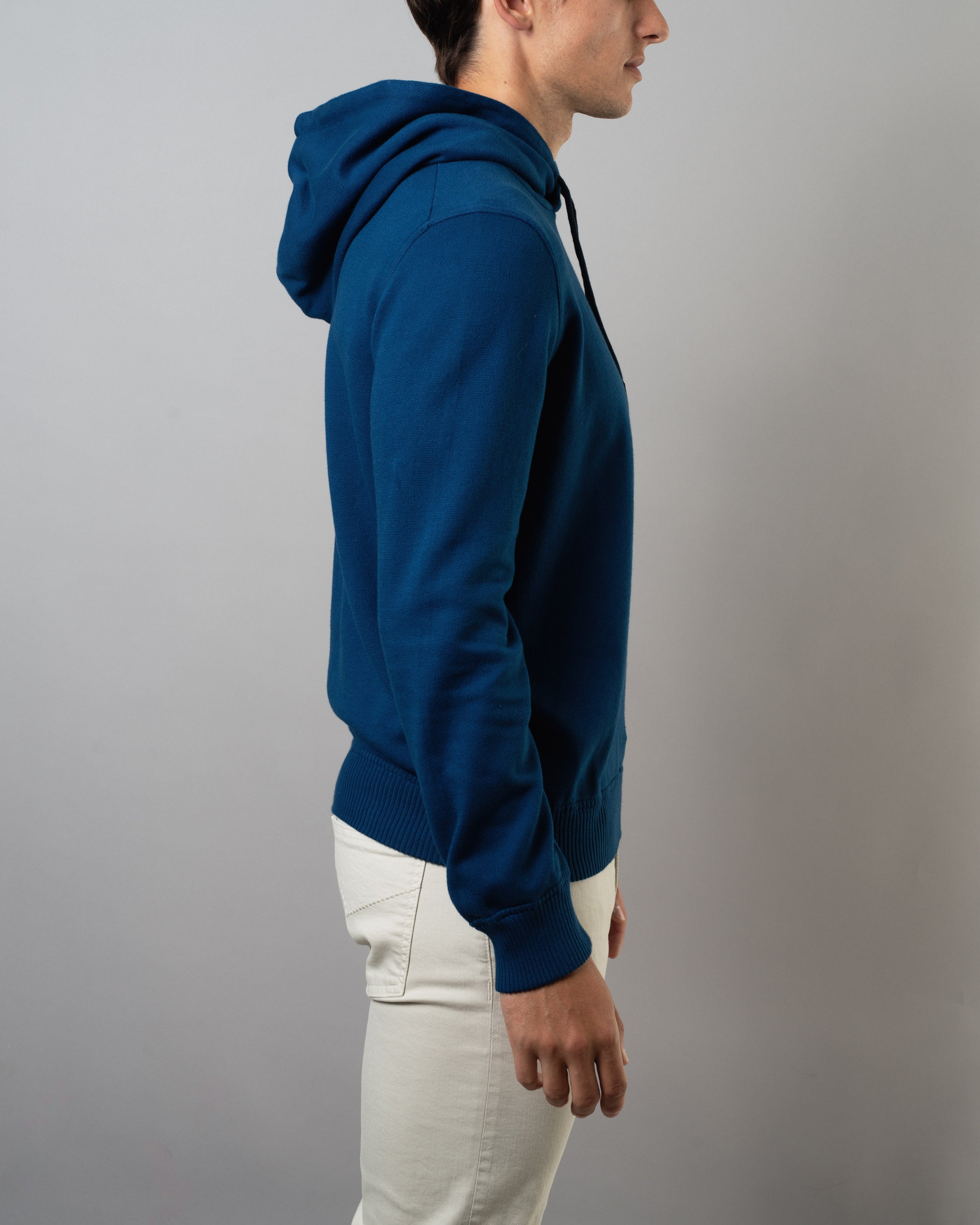 Hooded Pullover