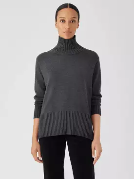 MERINO JERSEY SIDE SLIT TURTLENECK