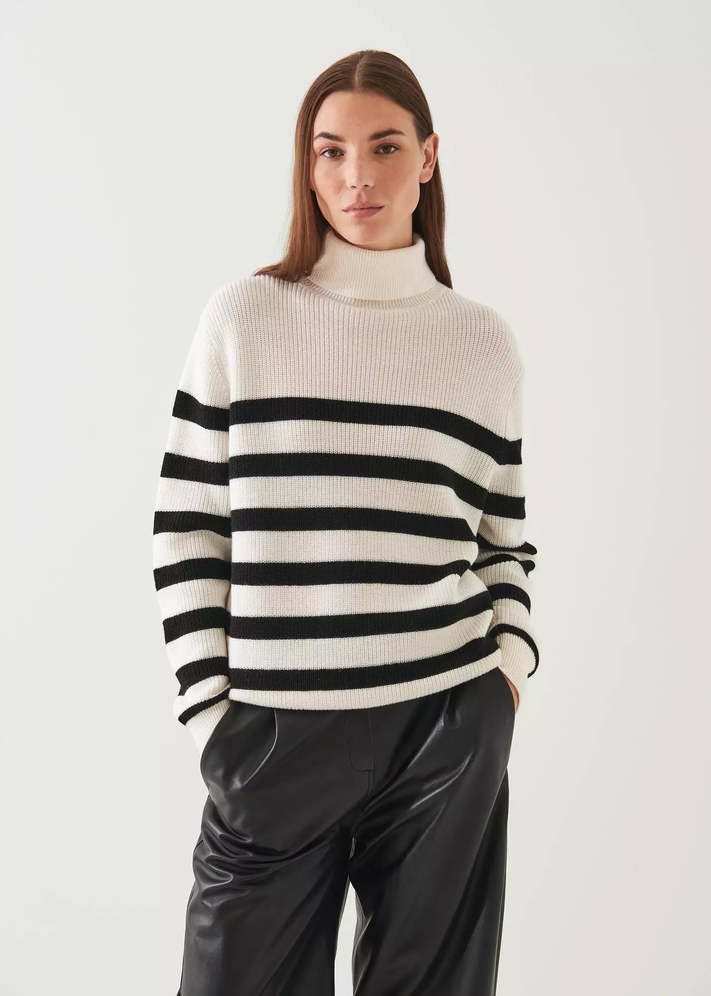 STRIPED BOYFRIEND TURTLENECK