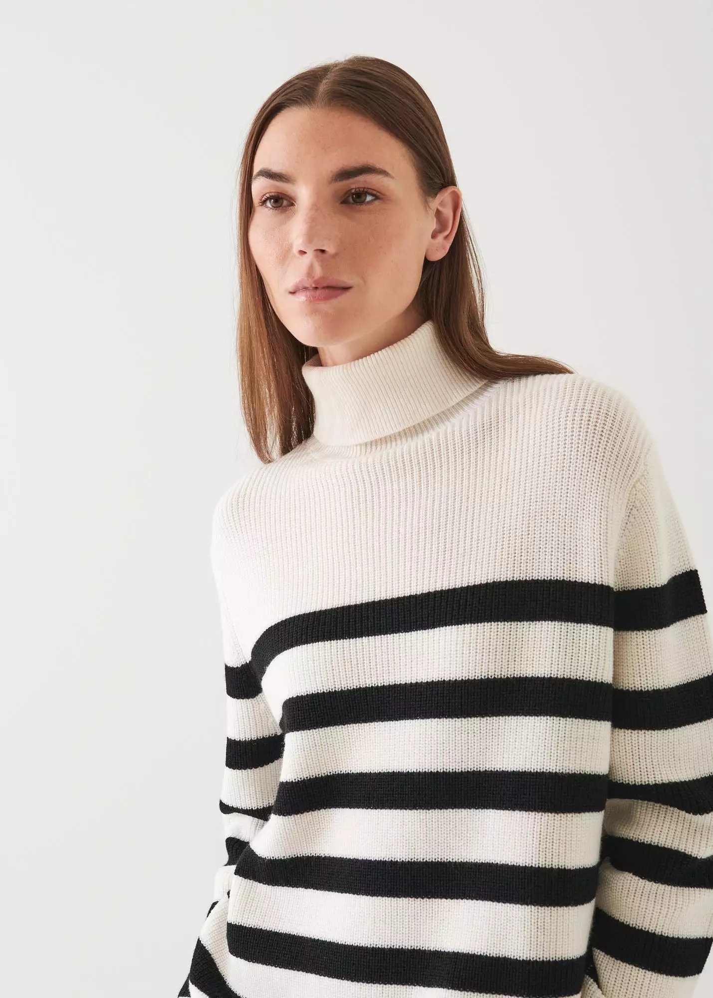 STRIPED BOYFRIEND TURTLENECK