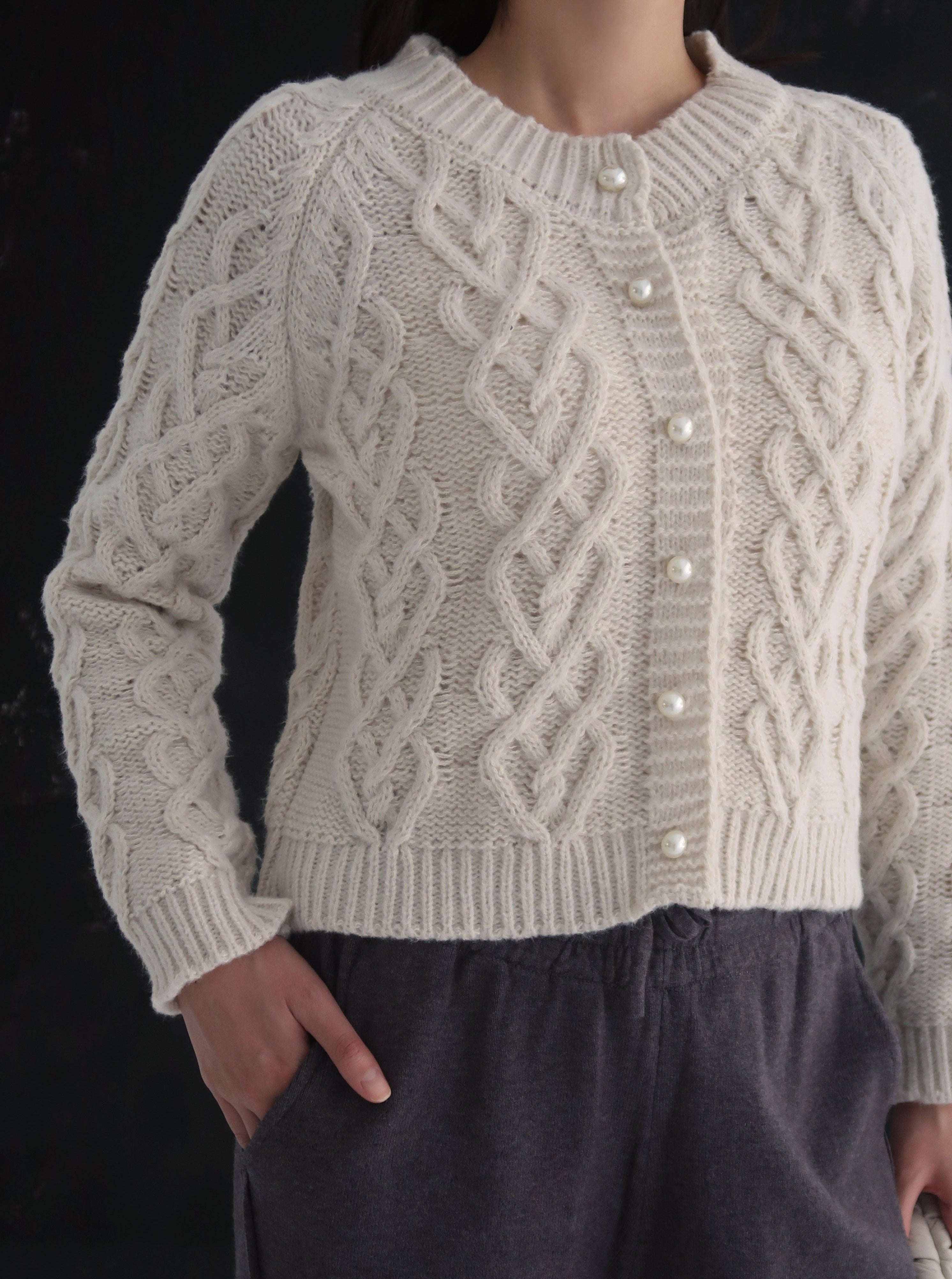 Tennis club cardigan in beige