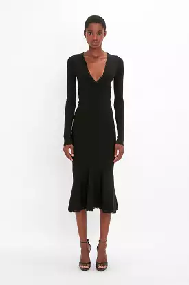 VB Body Long Sleeve V Neck Dress In Black